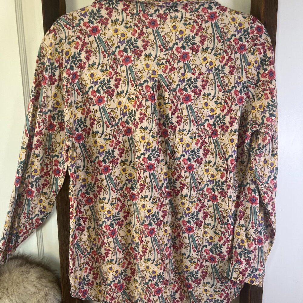 Big Dart Floral Button-Up Long Sleeve Shirt - UK Size 16 - Picture 5 of 6